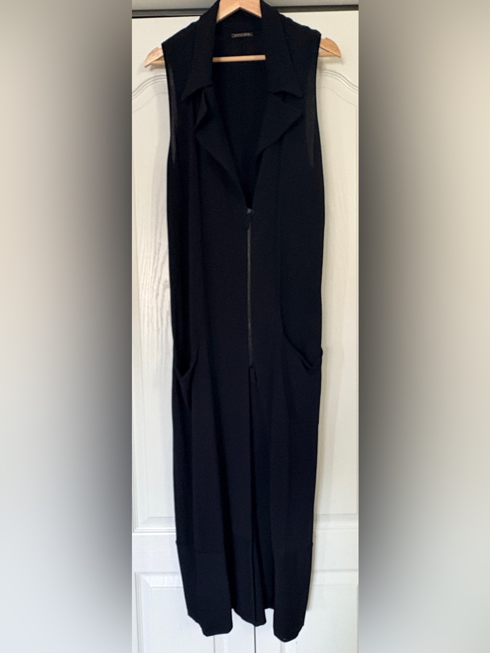 Annette Goertz Sleeveless Black Zip-Front Longline Duster